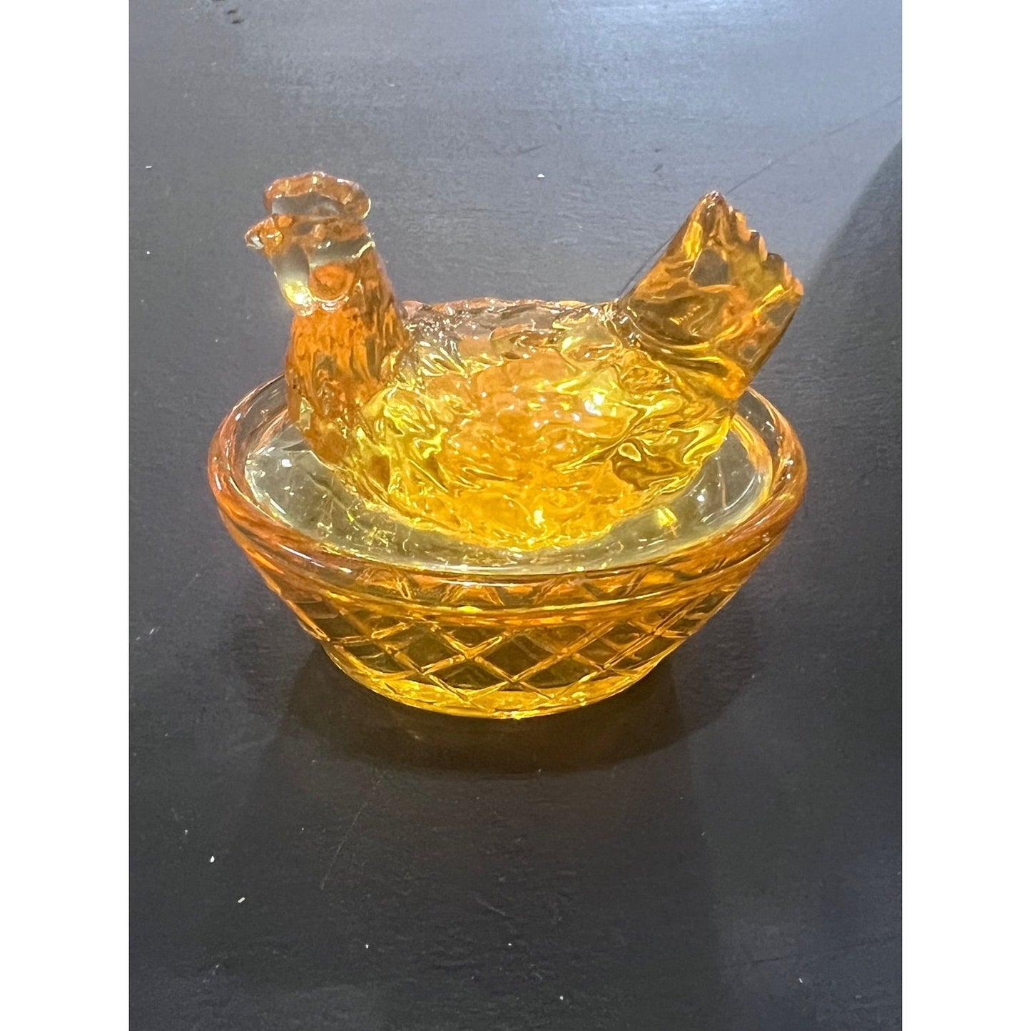 Mini hen on nest yellow glass