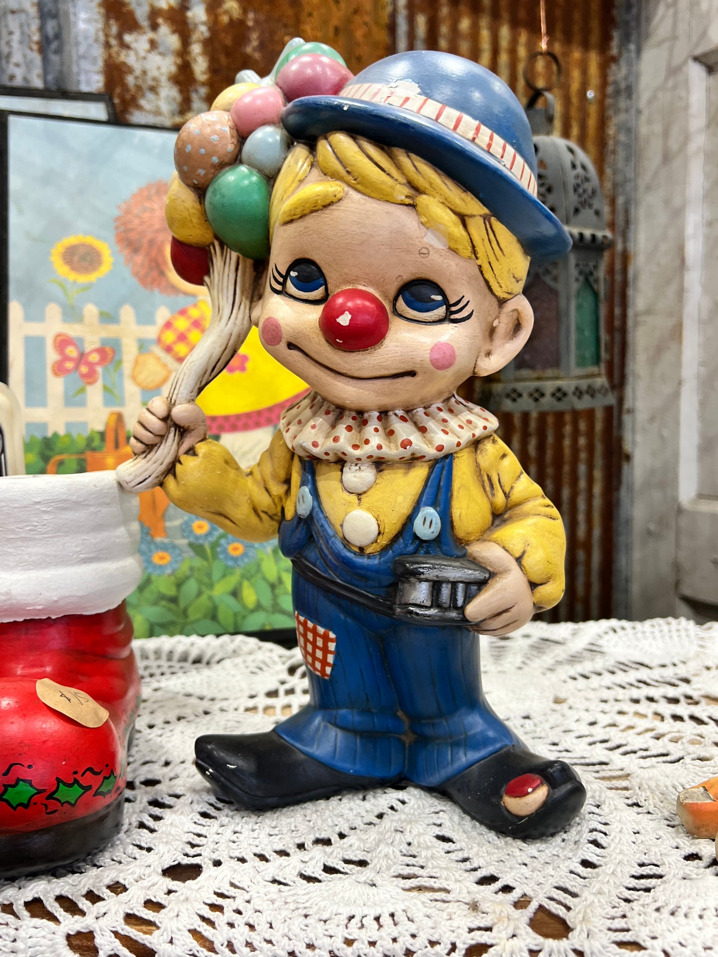 Chalkware clown, adorable kid clown