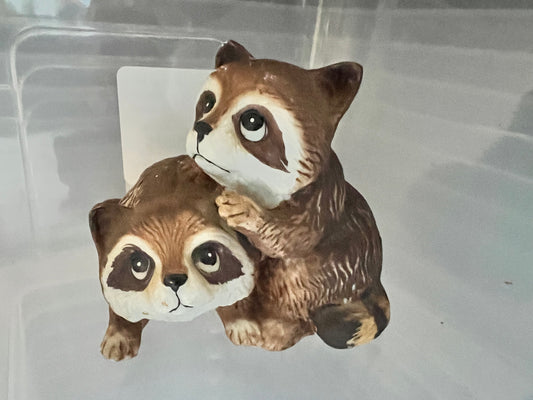 Homeco vintage Raccoons