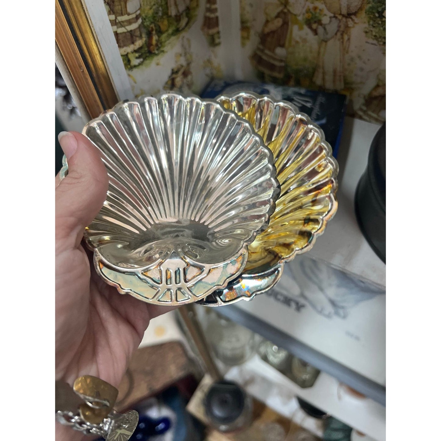 Vintage new old stock silver shell set